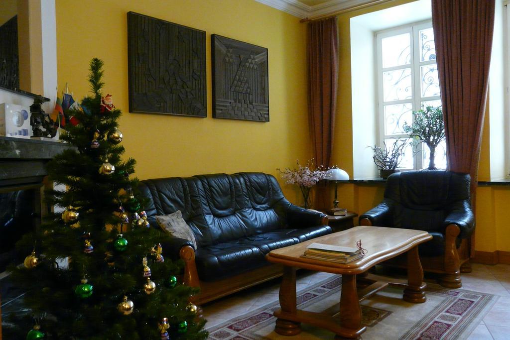 Grybas House Hotel